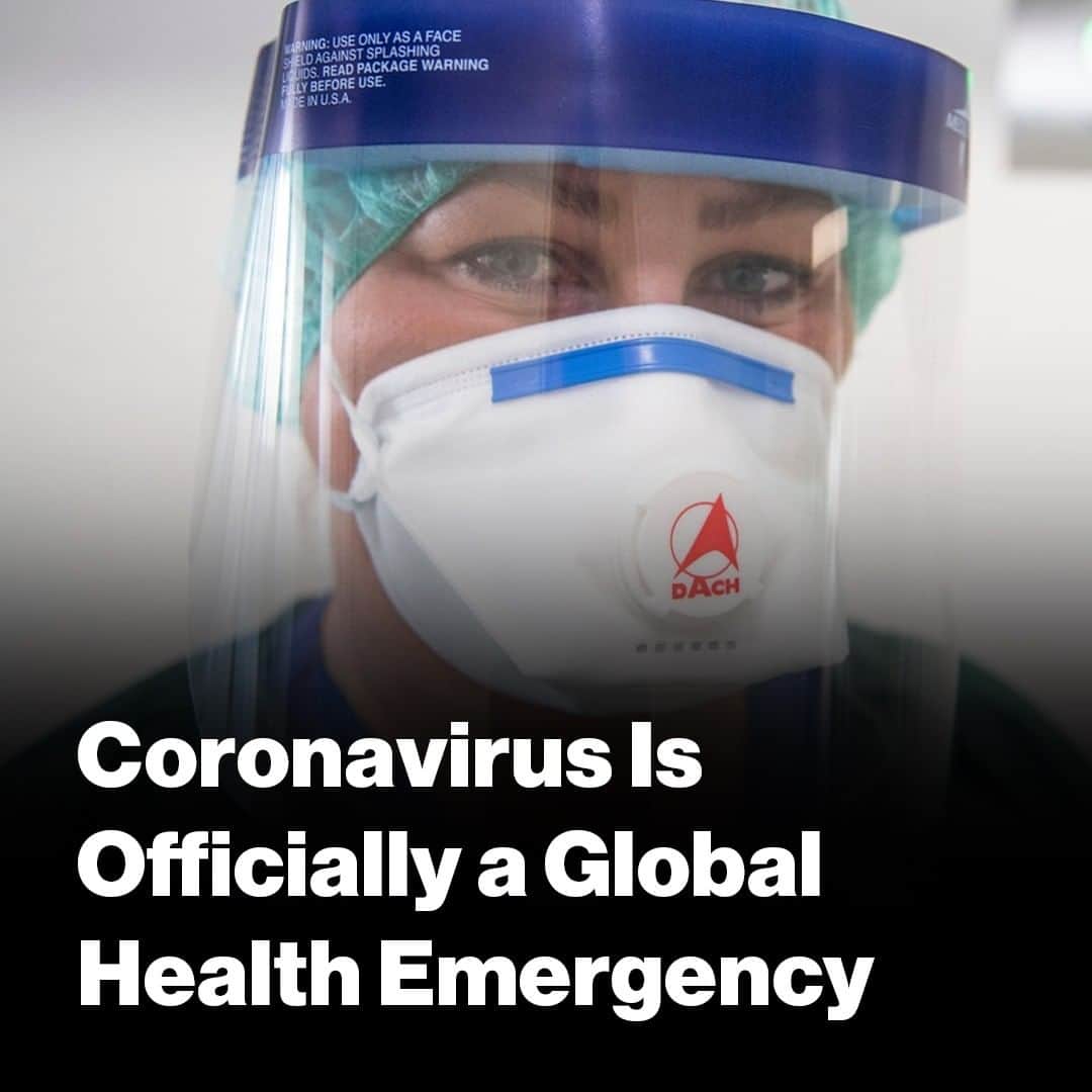 VICEさんのインスタグラム写真 - (VICEInstagram)「The World Health Organization just declared coronavirus a global health emergency.⁠ ⁠ That means it's on the same level as Ebola or Zika.⁠ ⁠ More at link in bio. ⁠ Photo by: Bernd Thissen/picture-alliance/dpa/AP Images」1月31日 6時46分 - vice