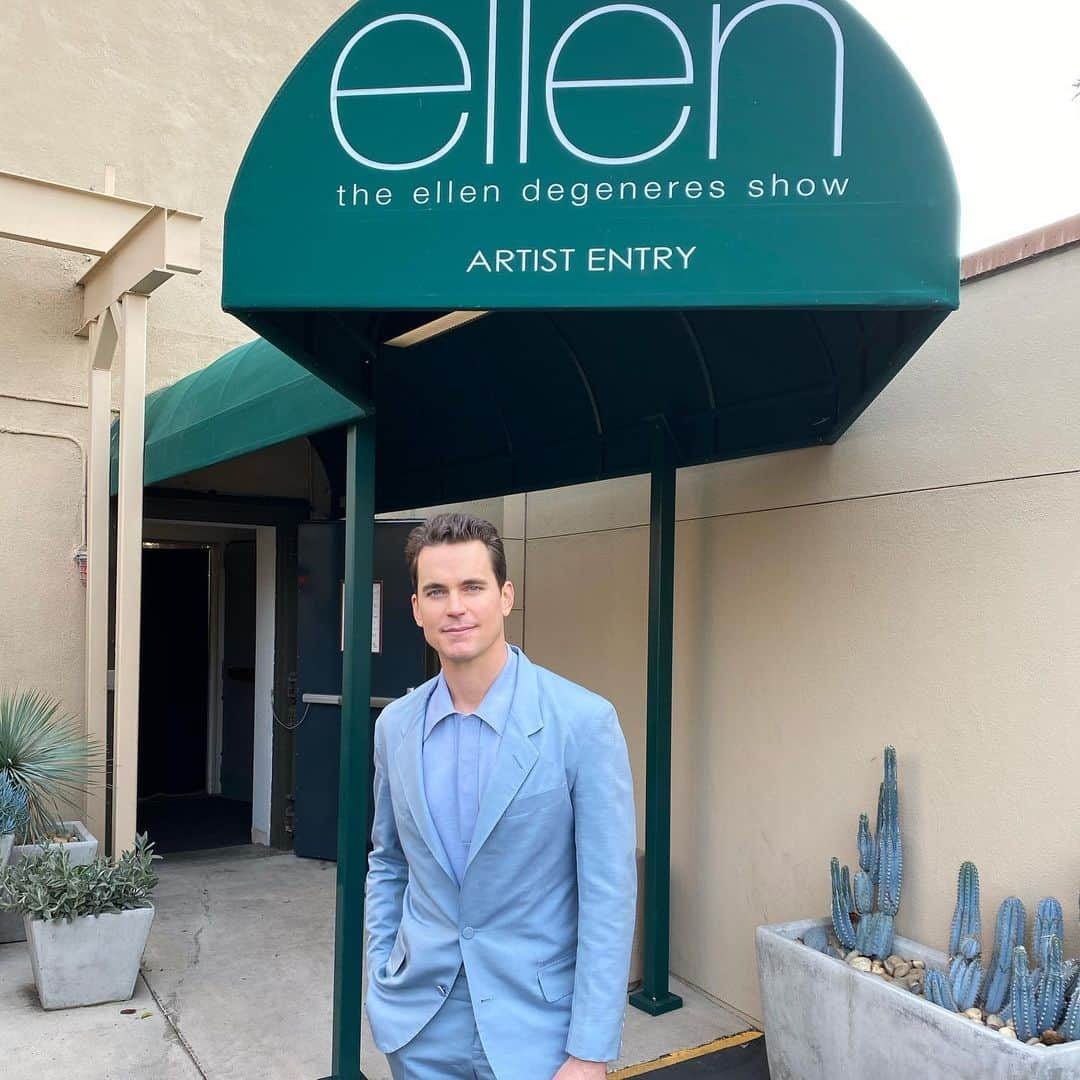 マット・ボマーさんのインスタグラム写真 - (マット・ボマーInstagram)「Getting ready for @theellenshow  to talk about @thesinnerusa with the brilliant @seanhayes and the nicest audience ever. Grooming: @sydneysollod styled by: @warrenalfiebaker #thesinner」1月31日 8時42分 - mattbomer