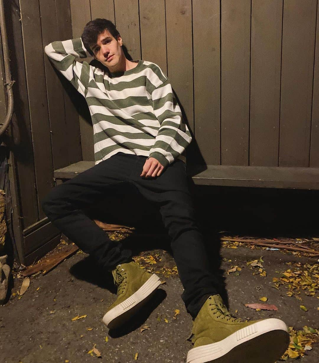 Aaron Carpenterさんのインスタグラム写真 - (Aaron CarpenterInstagram)「🍃」1月31日 8時59分 - aaroncarpenter