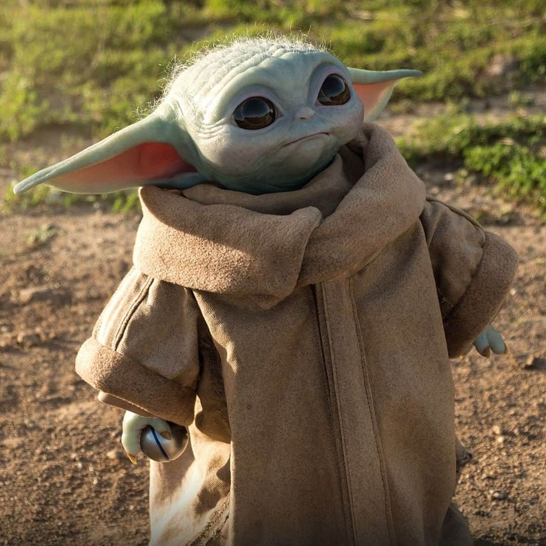 HYPEBEASTさんのインスタグラム写真 - (HYPEBEASTInstagram)「#hypeAF: @sideshowcollectibles has announced an official life-size figure of #TheMandalorian‘s #BabyYoda, following much demand from @starwars fans. This $350 is dressed in a tan fabric cloak similar to the one it wears in the show. Baby Yoda even has a silver shift knob in its right hand from The Mandalorian’s ship, the Razor Crest. Hit the link in bio for full details on how you can get your own Baby Yoda.⁠ Photo: Sideshow Collectibles」1月31日 9時20分 - hypebeast
