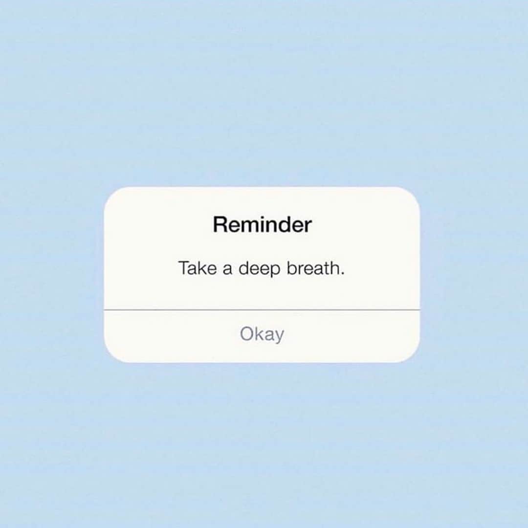 ブルーライフのインスタグラム：「deep breaths 🌊 it’s almost the weekend 🙌🏽」