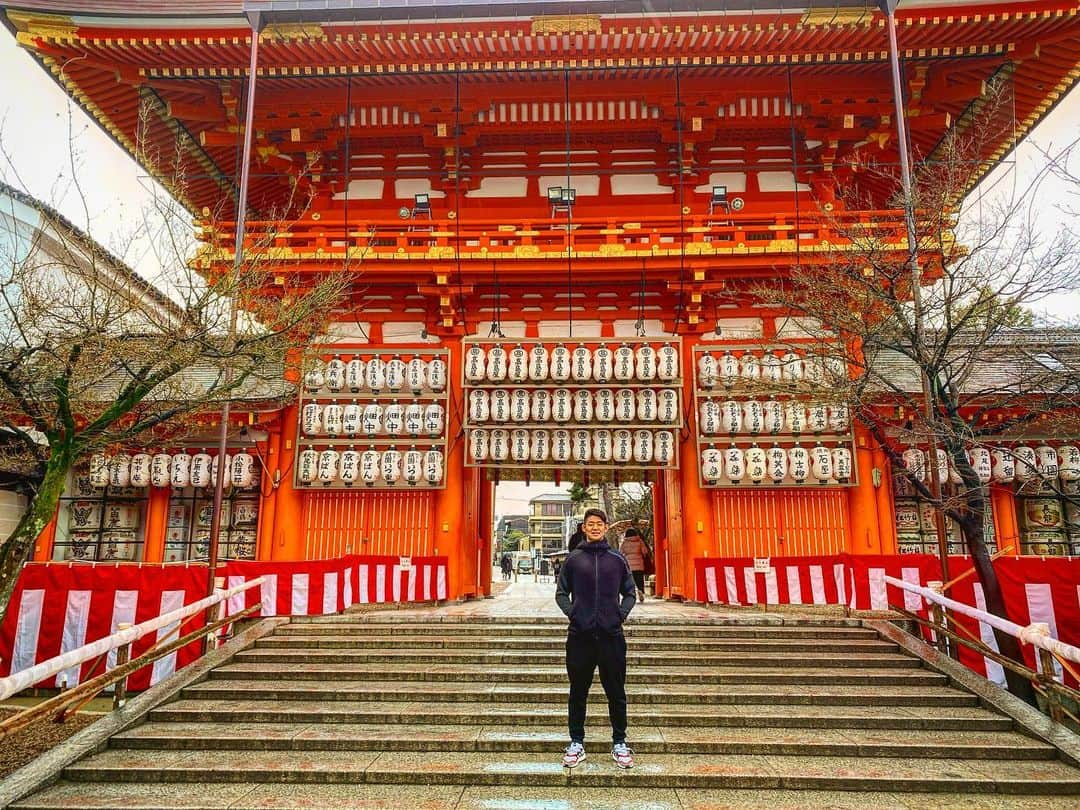 藤田慶和さんのインスタグラム写真 - (藤田慶和Instagram)「京都にいるときにちょいと八坂神社へ⛩ #京都 #八坂神社 #kyoto #地元 #帰省 #正月」1月7日 18時33分 - yoshikazu15