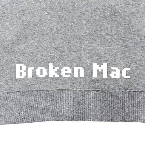 POLYSICSさんのインスタグラム写真 - (POLYSICSInstagram)「💥新作パーカー通販スタート！💥 POLYSICSの新作グッズ「Broken Macパーカー」の通販取り扱いを開始しました！ 往年のコンピューターのエラーアイコン風な刺繍がポイント！是非チェックしてくださいね！ . カラー：ミックスグレー/ブラック サイズ：M/L/XL 価格：5,500円(税込) . 詳細・ご購入はこちら↓ UKFC ONLINE SHOP ukfc.shop/product/18904 #POLYSICS #ポリシックス #新作 #グッズ #パーカー #Broken #Mac」1月7日 18時39分 - polysics_official