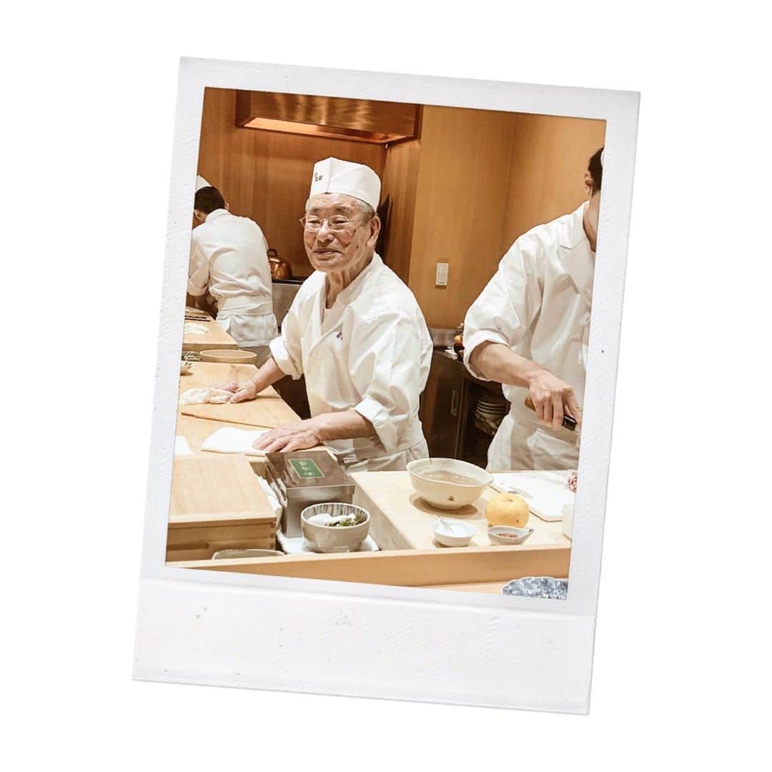 三浦大地さんのインスタグラム写真 - (三浦大地Instagram)「最高のお寿司を食べに金沢へ。  89歳の寿司職人、小松弥助さんが握る寿司は幸せの塊。  お店の空間もグッドバイブス(高波動)。 何よりもシャリに感動した。  空気をフワフワ含んでいるのに芯がしっかりあって、なんとも言えない絶妙なさじ加減。  とにかくネタもシャリも店も人も気持ちもフワフワw  美味しい時間。  またいつか行きたい。  #弥助 #小松弥助 金沢 #寿司」1月7日 19時19分 - daichi_1127