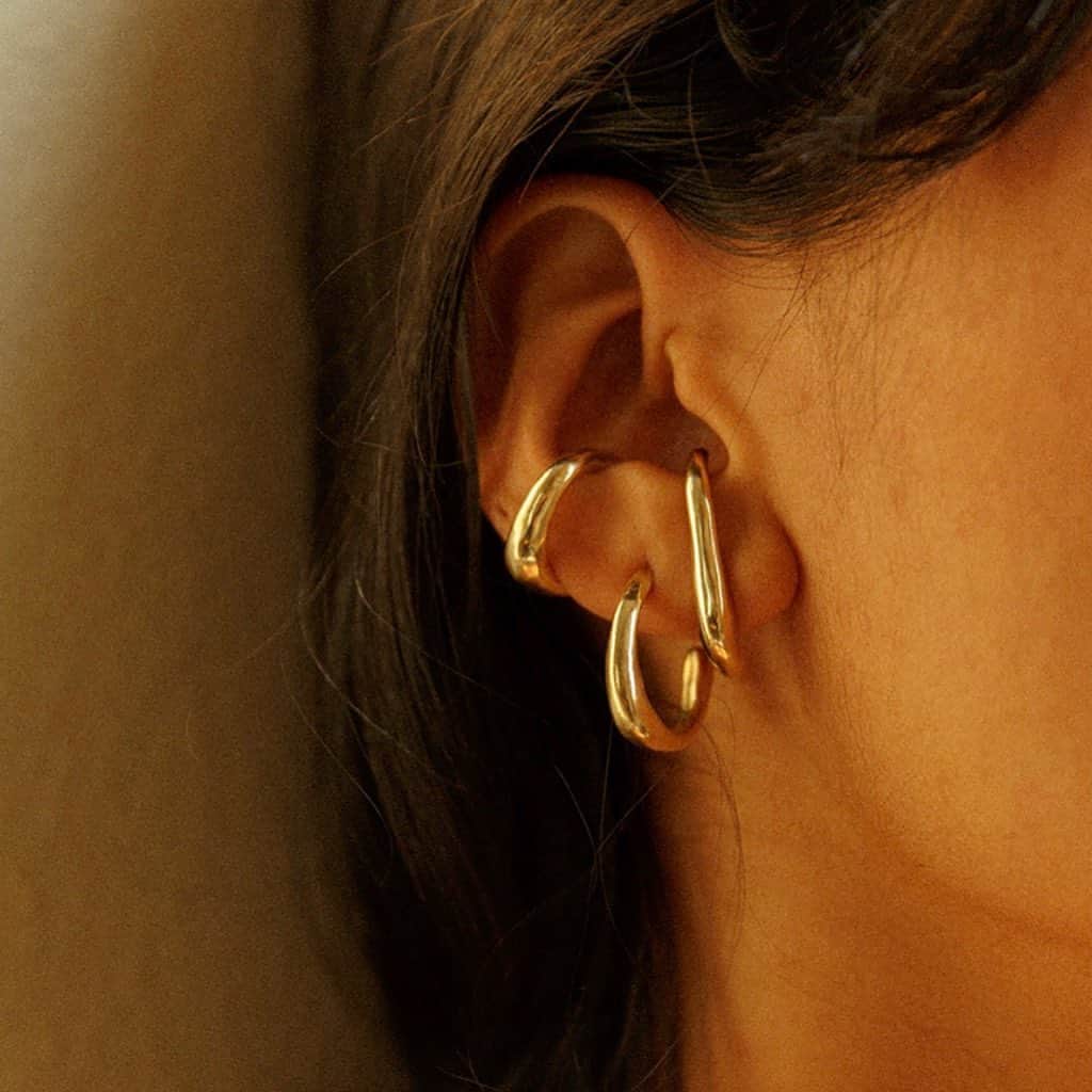 PalinkAのインスタグラム：「Recommend item. . pierce 右）¥6,400+tax→ 40% off ¥3,840+tax pierce 中）sold out  #palinka#パリンカ#faris#goldaccessories #jwellary」