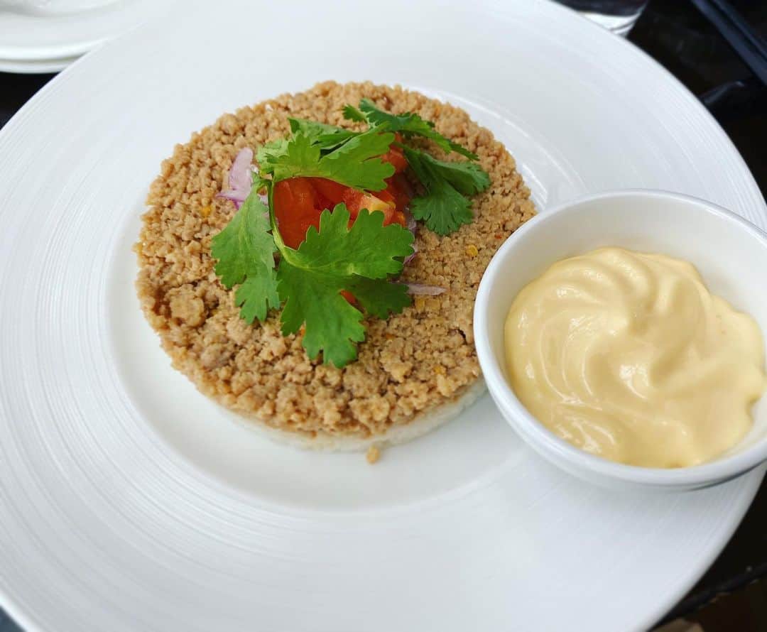 新田朝子のグルメインスタ