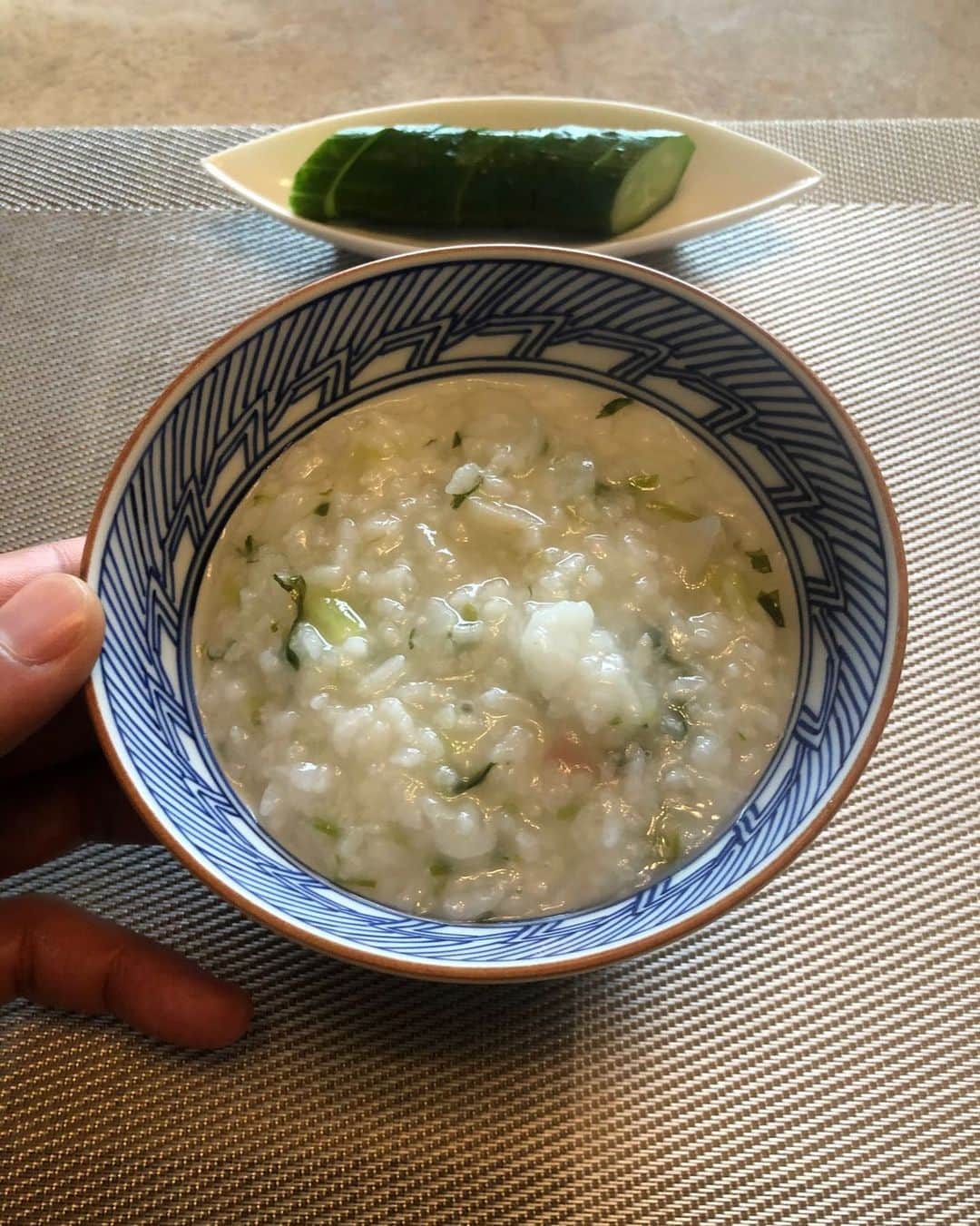 市川海老蔵 （11代目）さんのインスタグラム写真 - (市川海老蔵 （11代目）Instagram)「* Having Seven Herbs Porridge.  Soirée’s program “Megumi no Kenka” is a story that began on the first meeting of the year which is the Seven Herbs’ day, though this is not very much known.  七草粥食べます。  夜の部のめ組の喧嘩は あまり知られてないのですが、  初寄合いの七草の日から 始まった話なんですよ。  #市川海老蔵 #海老蔵 #成田屋 #歌舞伎 #ABKAI #ABMORI #ebizoichikawa #ebizo #kabuki #thunderparty #theater #theaterarts #actor #japan #classic」1月7日 13時08分 - ebizoichikawa.ebizoichikawa
