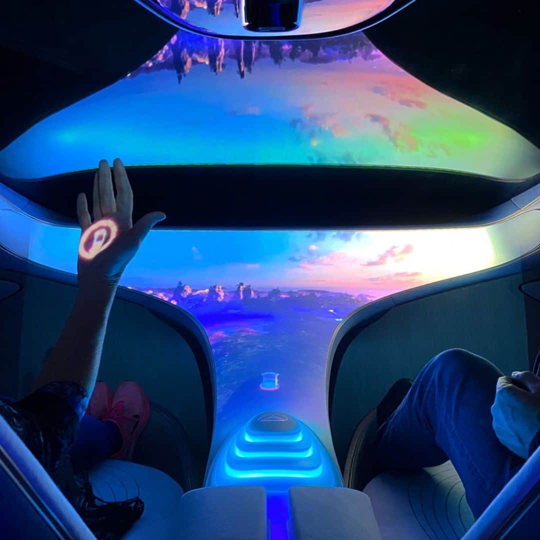 HYPEBEASTさんのインスタグラム写真 - (HYPEBEASTInstagram)「@mercedesbenz at #CES2020 has just announced the Vision AVTR, its latest concept car inspired by James Cameron’s hit film ‘Avatar.’ The “Human Machine Merge” interface inside features a full-width interactive experience that allows the autonomously-driven user to be fully immersed into a digital representation of Pandora and other environments while on the road. The user can also interact with the car using gestural interaction, without the need for physical buttons. Swipe to see the interface in action.  Video: HYPEBEAST」1月7日 13時57分 - hypebeast