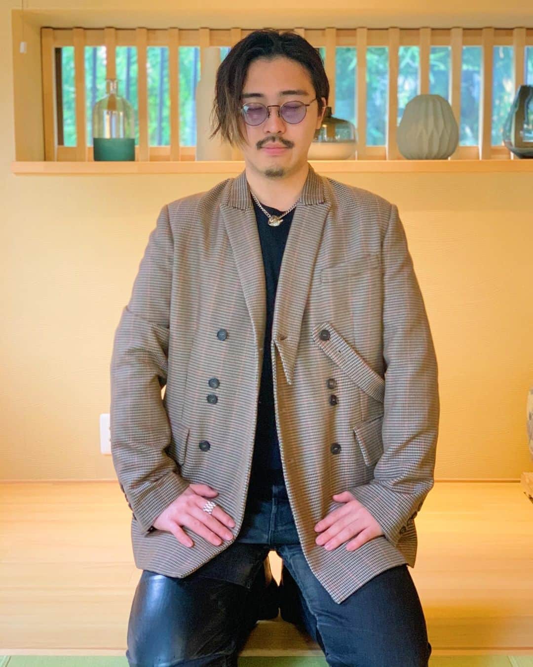 のインスタグラム：「あけましておめでとうございます。 今年も宜しくお願い致します。  今年はYouTubeだけでなく instagramもサボらないようにします。  #あけましておめでとうございます #今年もよろしくお願いします #あけおめ #ことよろ #2020 #youtube #youtuber」
