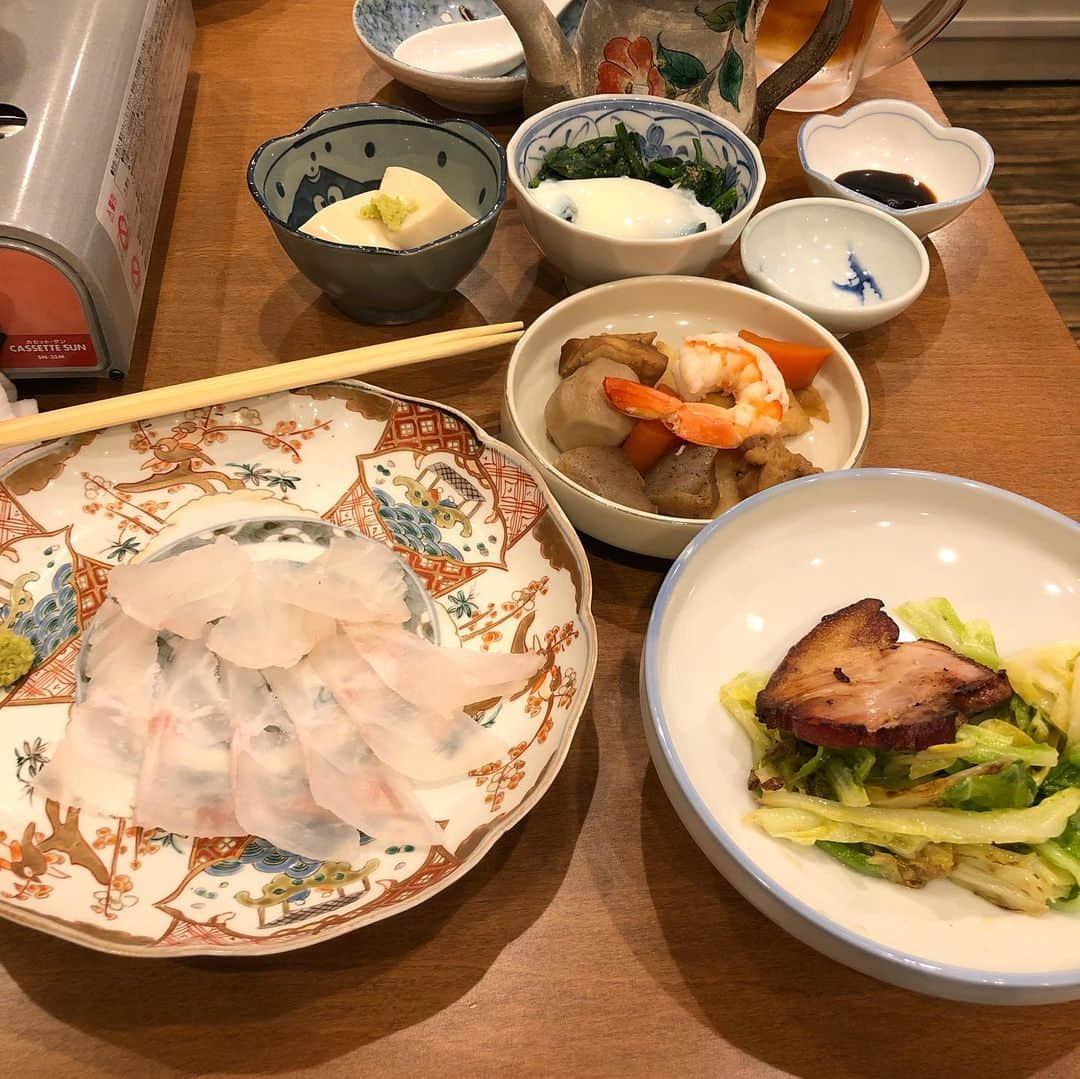 伊藤祐介のインスタグラム：「大牟田ご飯。  #ぶりしゃぶ #白子 #ふぐ刺し #光洋」