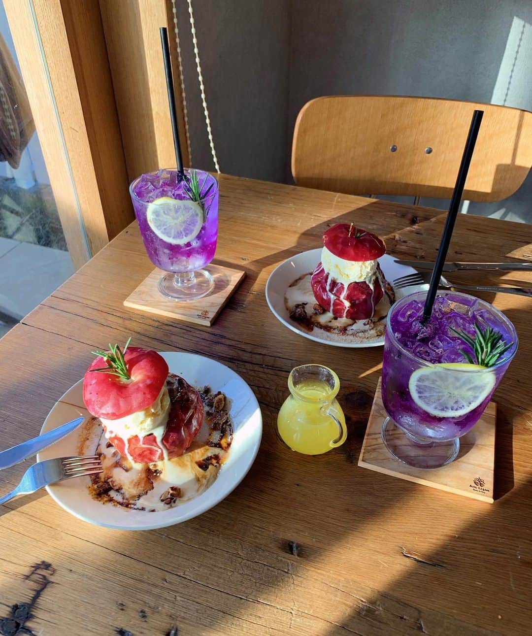 草野春香のグルメインスタ