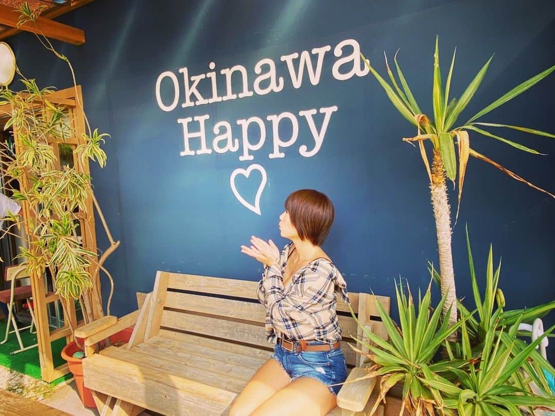 塚田綾佳さんのインスタグラム写真 - (塚田綾佳Instagram)「#OkinawaHappy 🧡🧡🧡 ・ #沖縄 いきたいなぁ☀️🌈🌴⛱ ・ ・ #彼女とデートなうに使っていいよ #SNSレンタル彼女  #ぽん散歩 #BBcoffee #model #猫顔  #smile #girl  #shooting #셀카 #미소녀 #일본인  #非常好 #摄影 #塚田綾佳」1月7日 15時10分 - tsukada_ayaka