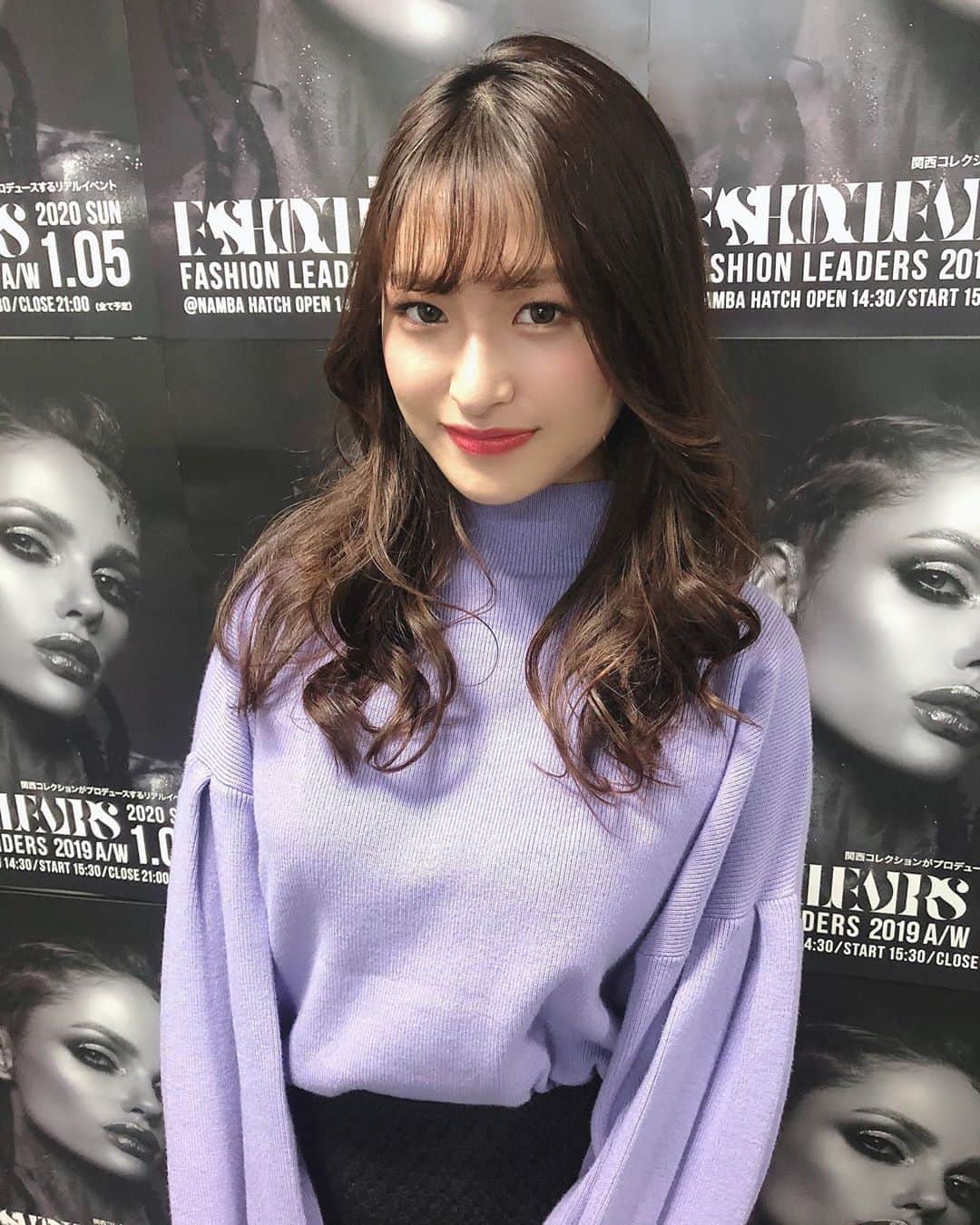 のインスタグラム：「・ 📸📸💗 グリコポーズしがち笑笑 したくなっちゃうよね〜😂 ・ #ふぁっしょんりーだーず  #fashionleaders2019  #大阪#道頓堀#グリコポーズ #3コマ漫画 #的な #渡邊菜々#わたなな#🌻 #わたななのふく」