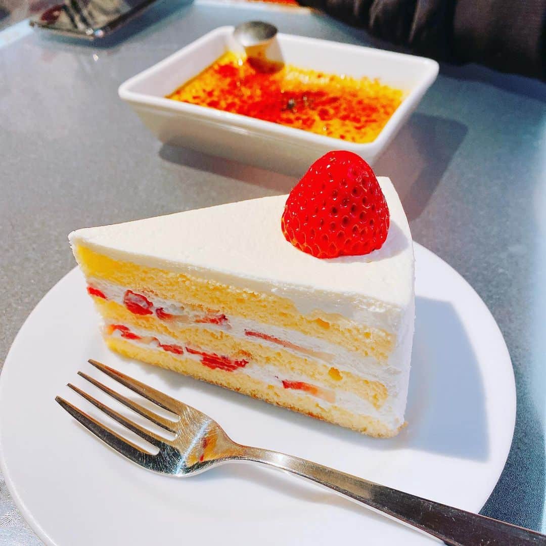 小桃のインスタグラム：「#cake #ケーキ」