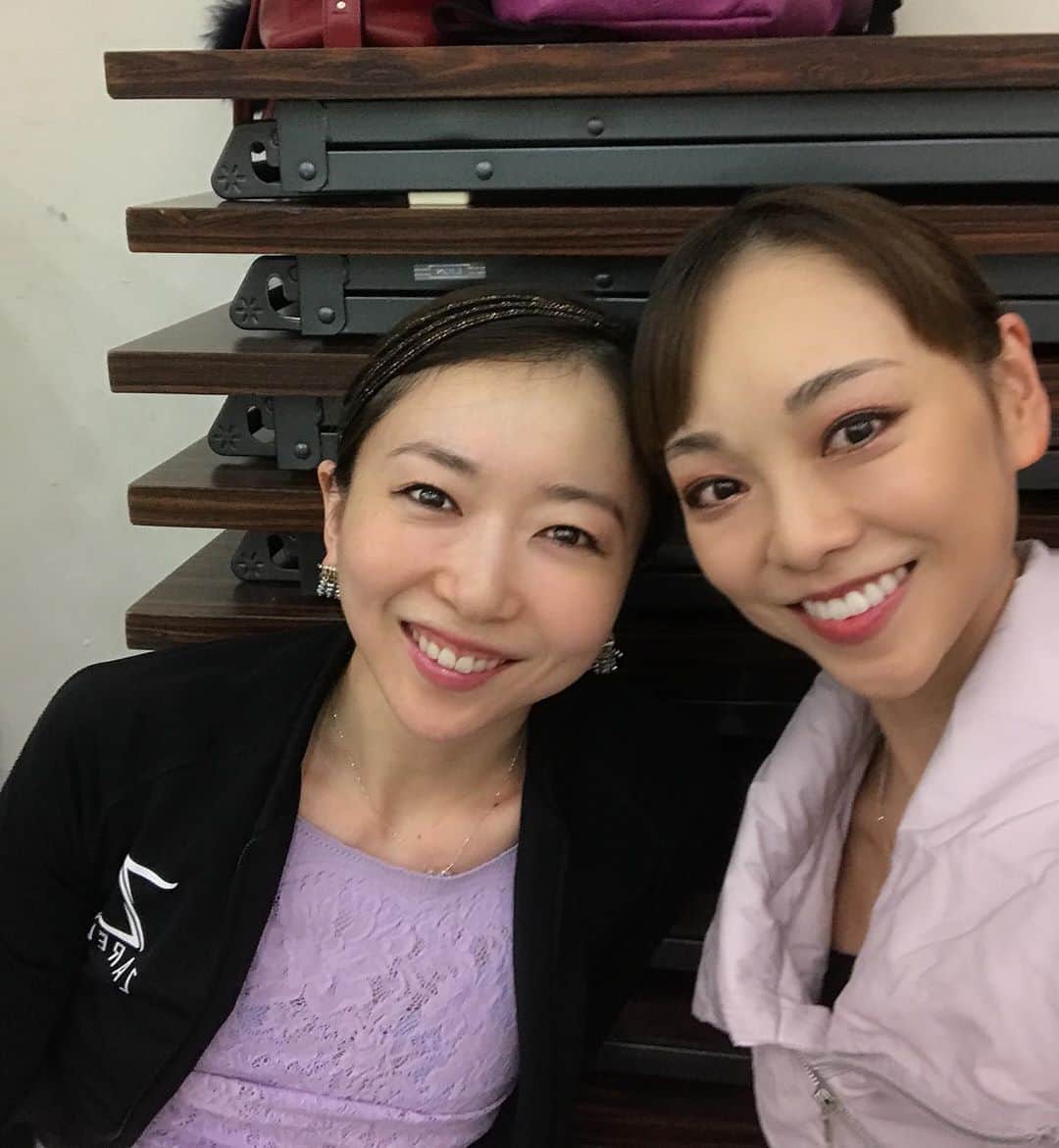 のインスタグラム：「日本バレエ協会の#海賊 のリハーサルが開始しています。 ヒューストンバレエの#加治屋百合子 さん @yuriko_kajiya も来日して一緒にリハーサルしています☺️ また違ったバージョンの#メドーラ を作りあげるのが楽しみです。  レオタードは、 @dd.balletshop  ドゥシュドゥッスウです(*´-`)」