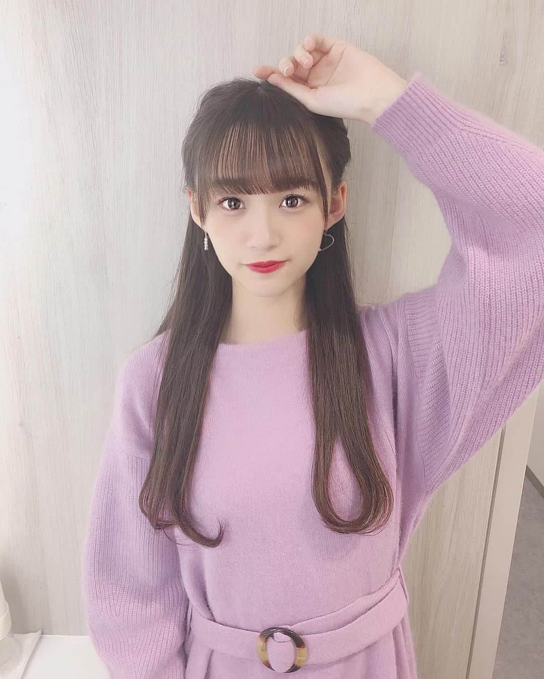 音嶋莉沙さんのインスタグラム写真 - (音嶋莉沙Instagram)「私服💜﻿ ﻿ one-piece❤︎ @lily_brown_official ﻿ ﻿ 髪型は、サイドをねじってハーフアップにして﻿ 毛先をワンカールにしましたっ✨﻿ ﻿ ﻿ ﻿ #握手会　#私服　#リリーブラウン #ハーフアップ #Risaコーデ」1月7日 20時16分 - otoshima_risa