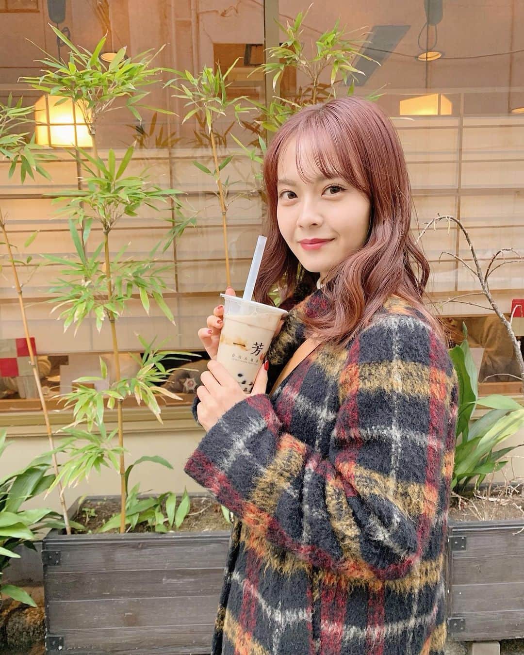 湯本亜美さんのインスタグラム写真 - (湯本亜美Instagram)「ㅤㅤㅤ 一芳のタピオカ美味しい...🥤❤︎ いつも沖縄黒糖タピオカラテ #浅草#一芳#タピオカ」1月7日 20時45分 - amiyumoto_official