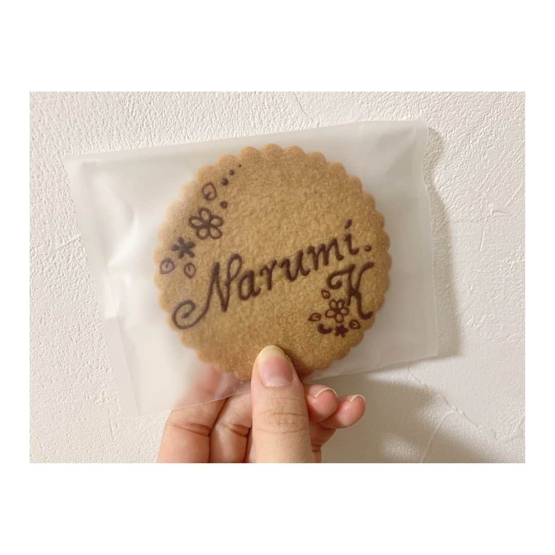 倉野尾成美さんのインスタグラム写真 - (倉野尾成美Instagram)「みっさーにもらったクッキー🍪 名前付きで可愛い〜 ありがとうございます😊 #narumi #cookie」1月7日 20時56分 - noochan_1108