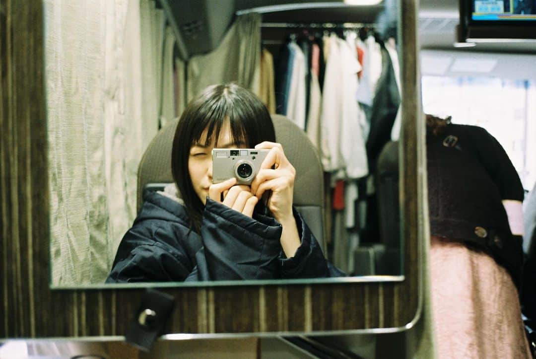 志田彩良のインスタグラム：「📢 「mellow」公開記念、追加舞台挨拶が決定致しました！  日時:1月18日（土) 🌷横浜ブルク13 ◉10：00上映回 🌷T・ジョイPRINCE品川 ◉13：30上映回  チケットは「チケットぴあ」にて受付中です  お待ちしております！」