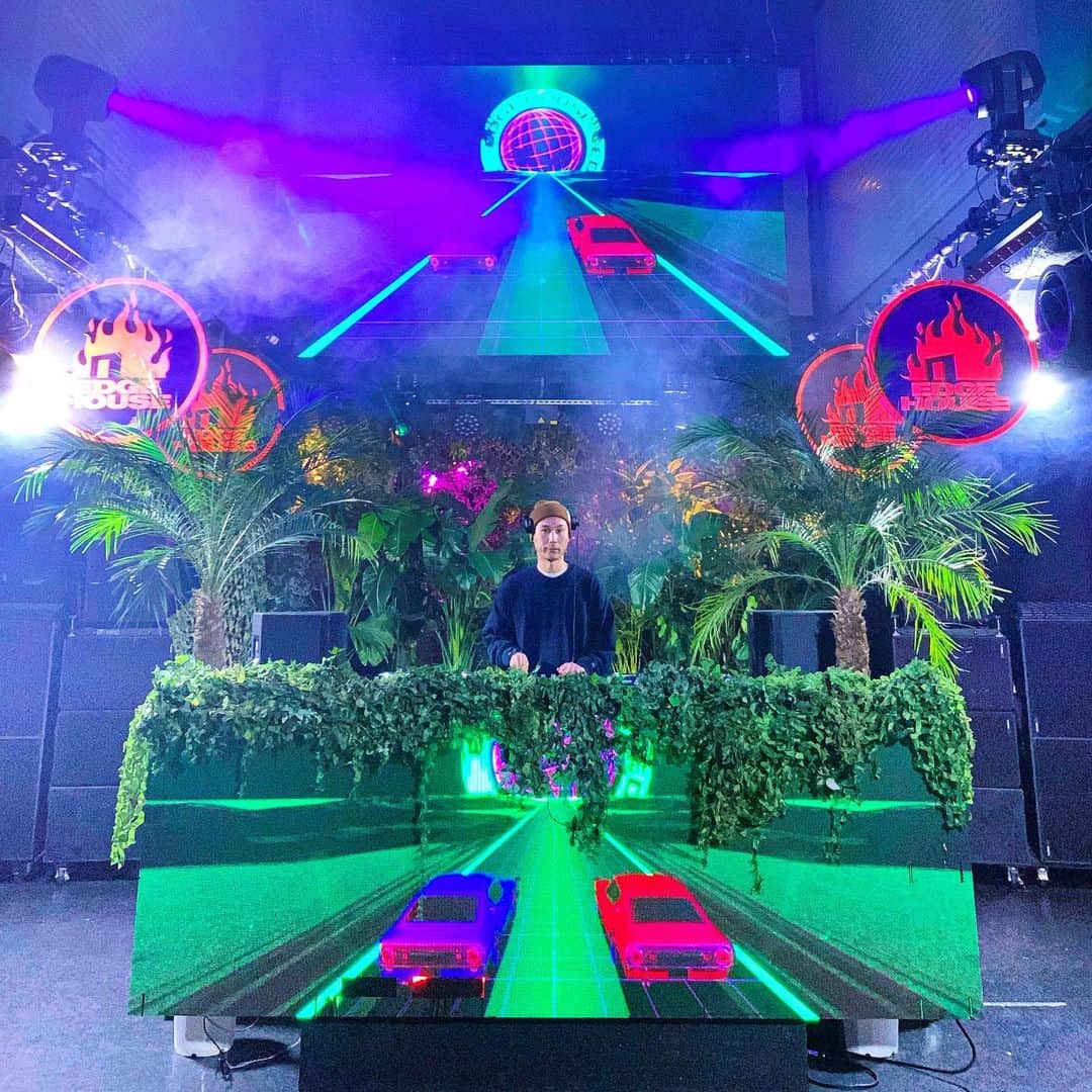 DJ DARUMAのインスタグラム：「🔊🌿🌴🚙🚗🌴🌿🔊」