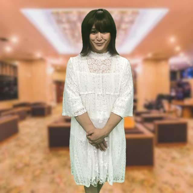 福島善成さんのインスタグラム写真 - (福島善成Instagram)「画像は『選び過ぎて婚期を逃した大金持ちの一人娘』のモノマネだよ💕 #大金持ち #一人娘 #お父さん以上の人を探す #ハードル高い #でもお父さん激烈遊び人 #哀愁モノマネ」1月7日 21時34分 - fukushimayoshinari