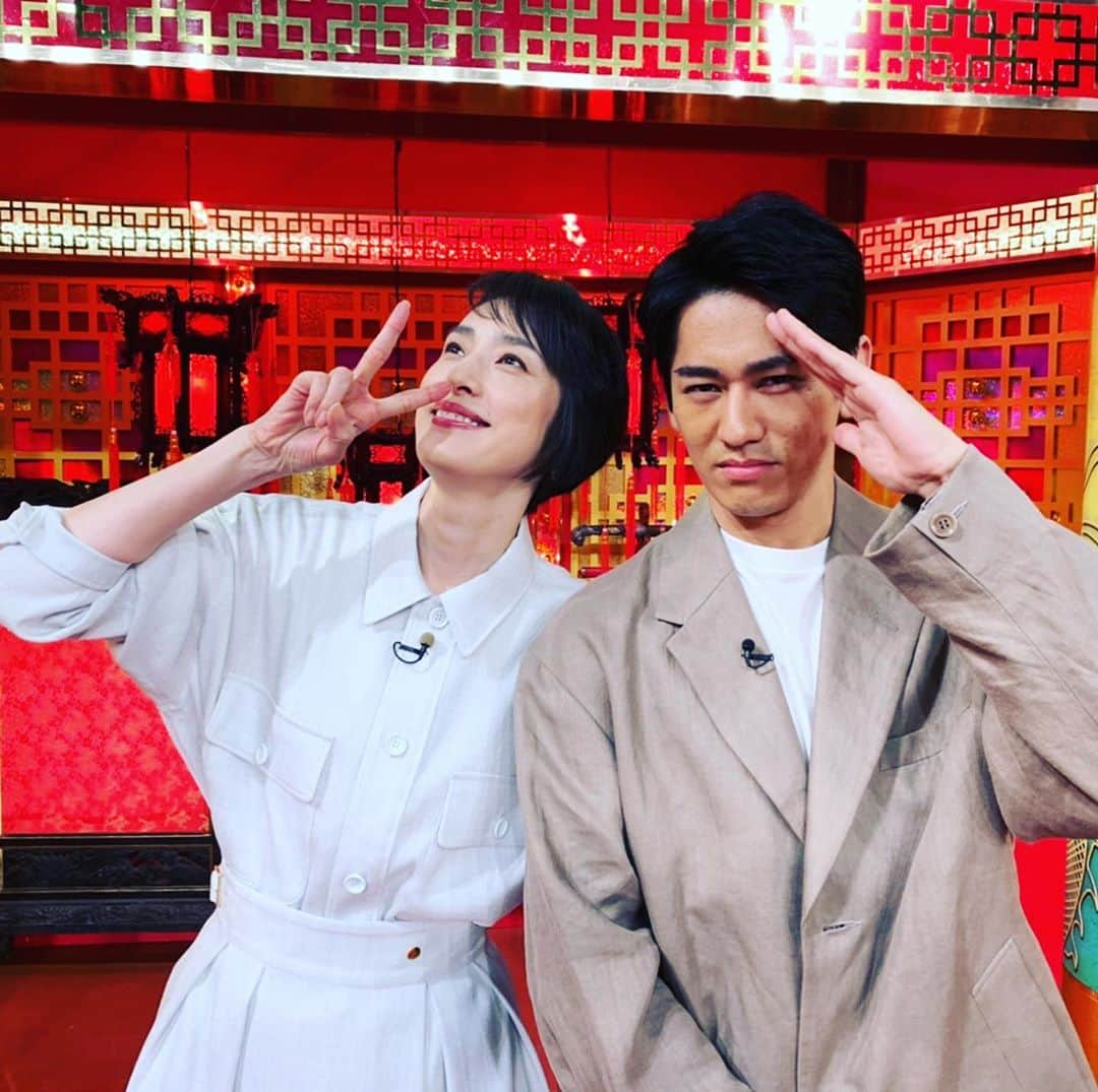 日本テレビ「THE突破ファイル」さんのインスタグラム写真 - (日本テレビ「THE突破ファイル」Instagram)「9日(木)よる7時〜は、『新年から命がけ❗️日米警察&レスキュー隊 限界突破2時間SP』🎉 お茶目なお二人、大活躍です😆©︎日本テレビ #突破ファイル #内村光良 #サンドウィッチマン #天海祐希 #exit #映美くらら #王林 #かが屋 #永山絢斗 #後藤拓実 #四千頭身 #岡部大 #ハナコ #木下彩音 #あばれる君 #菊田竜大 #サバンナ八木 #太田博久 #ジャングルポケット #鈴木裕樹 #徳田浩至 #ブリリアン #ケインコスギ #アイクぬわら #チャドマレーン #平野ノラ」1月7日 21時36分 - toppa_ntv_official