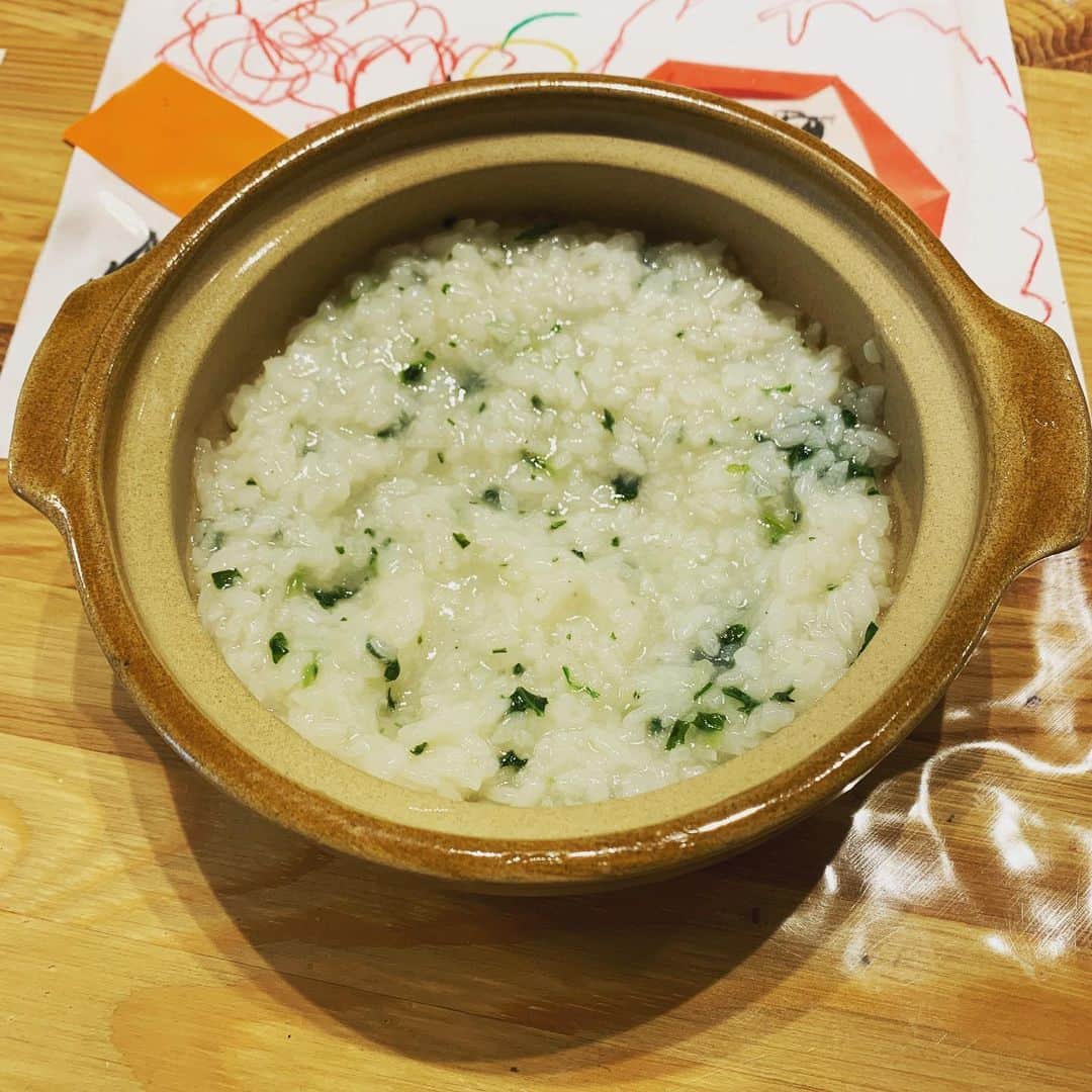のインスタグラム：「そういえば今朝七草粥を食べたよ🐶無病息災を願って！！！！ お正月ももう終わりですねぇ〜」