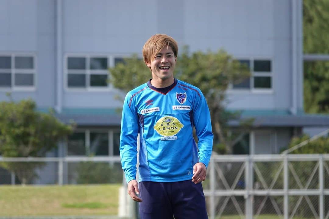 小川諒也のインスタグラム：「2020年始動しました！ よろしくお願いします。 #fctokyo #小川諒也」