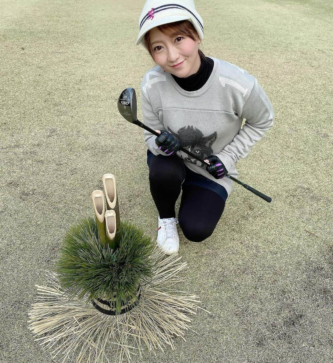 大河内美紗さんのインスタグラム写真 - (大河内美紗Instagram)「初打ち⛳️ゴルフもっとしたい🏌️‍♀️もっと好きになりたい❤️キャスコのUFO66🛸102 準優勝　#キャスコ #キャスコ女子ゴルフ部 #sdn48 #ゴルファナ #ladiesgolf #golfhotties #golfbabes #golflife #golfstagram #japanesegirl #model #lovegolf #girlswhogolf #cute #golfer #ゴルフ #ゴルフ大好き #golfholic #高尔夫球 #골프 #ゴルフコーデ #golf #instagolf #ゴルフ女子 #golfer #golfgirl」1月7日 23時06分 - misa_okochi