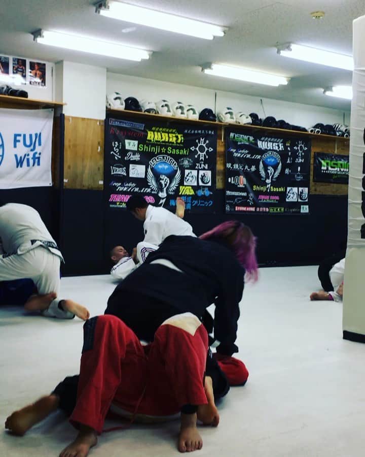 のインスタグラム：「今日のみんな🤗  #BURST #格闘技 #柔術」