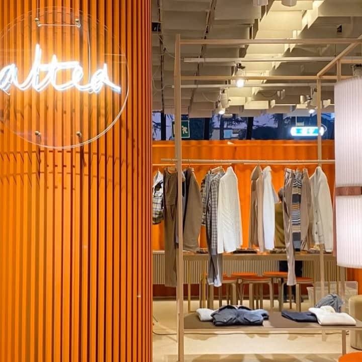 アルテアのインスタグラム：「PittiUomoFW20/21 #alteamilano #mensfashion #fashion #cool #knitweardesign #instagood #photooftheday #collection」