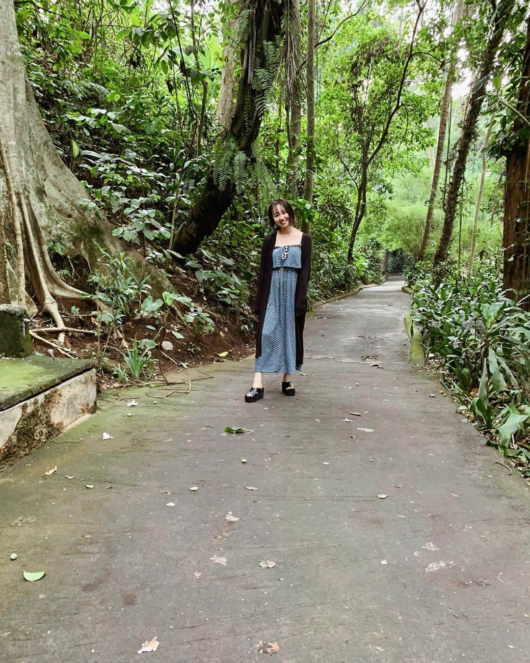 舞雛かのんさんのインスタグラム写真 - (舞雛かのんInstagram)「🌿 沢山の緑に癒されました‪☺︎‬. . #bali #ubud」1月8日 12時48分 - mizho_601