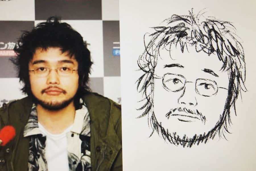 和田美枝のインスタグラム：「お絵描キクケコ🎨🎨🎨 #KingGnu #キングヌー #井口理さん #学生の時に描いたIZAMさんを添えて #好きな生き物を描きくことが課題なのに #IZAMさん描いた #普通は動物とかよね #実家あるある #子供の頃に描いた絵が飾られたまんま #ホコリかぶってる #お絵描き #無になれる時間 #iPadPro」
