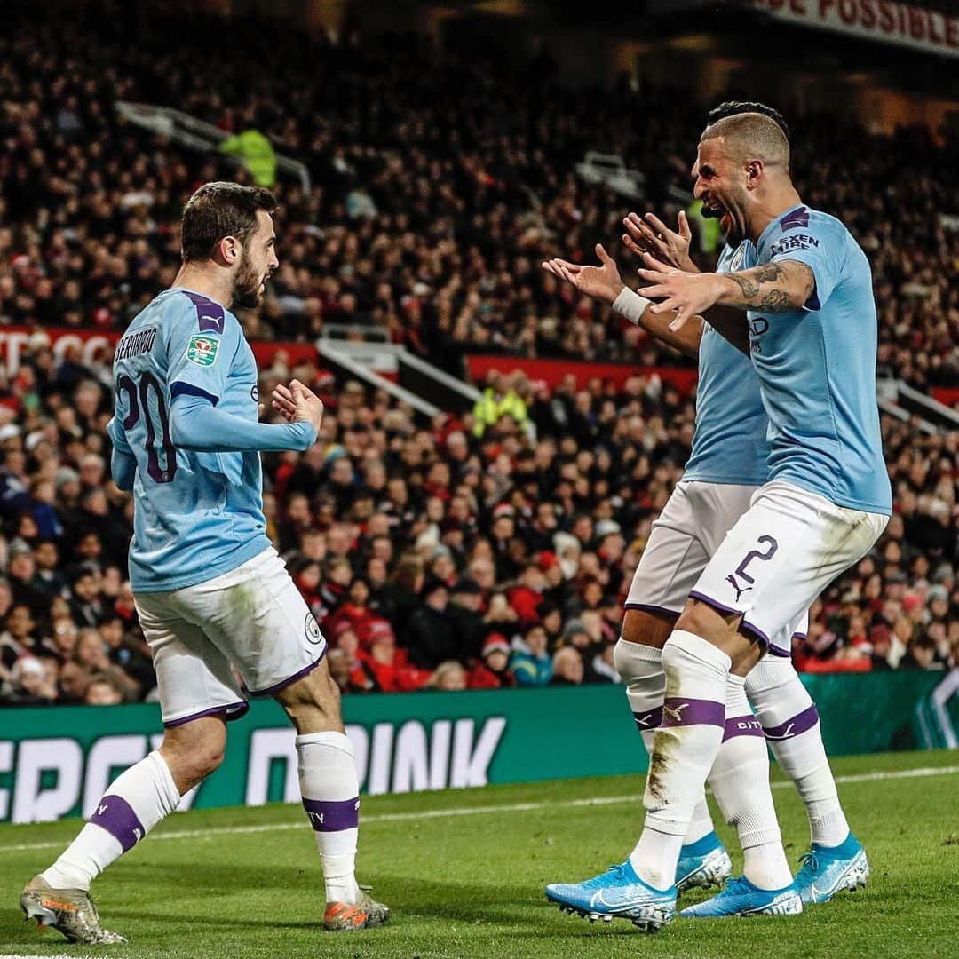 カイル・ウォーカーさんのインスタグラム写真 - (カイル・ウォーカーInstagram)「Me 🤝 @bernardocarvalhosilva ‬ ‪Celebrating goals again at ‬Old Trafford」1月8日 8時11分 - kylewalker2