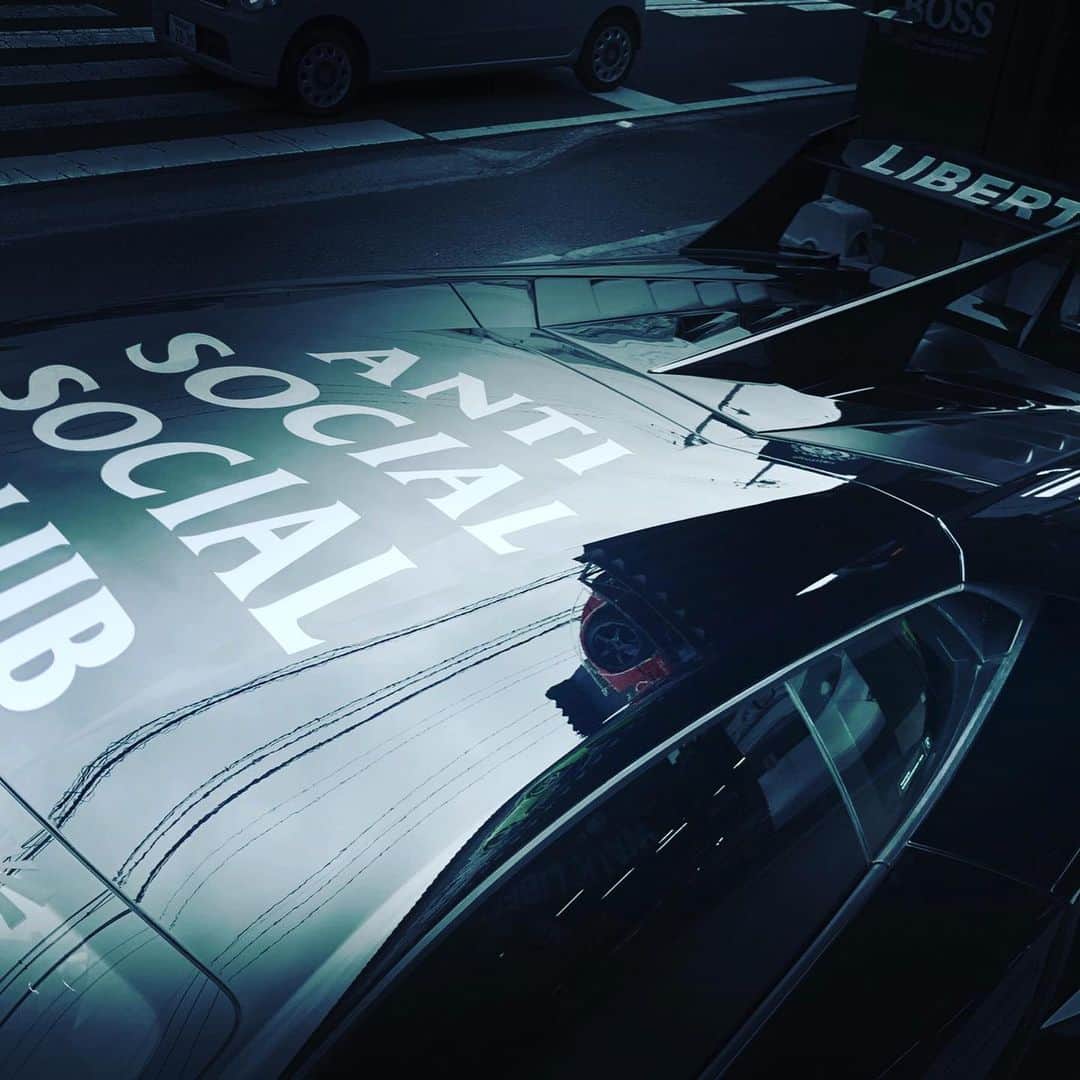 Wataru Katoさんのインスタグラム写真 - (Wataru KatoInstagram)「LibertyWalk x @antisocialsocialclub !! First collabo at #tokyoautosalon !! We will release limited collabo items at 14:00 10/Jan !! Please stop by LB booth ( Hall 8 #801 ) !! @libertywalkkato @antisocialsocialclub  #libertywalk #lbwk #antisocialsocialclub #tokyoautosalon #tokyoauto」1月8日 8時45分 - libertywalkkato