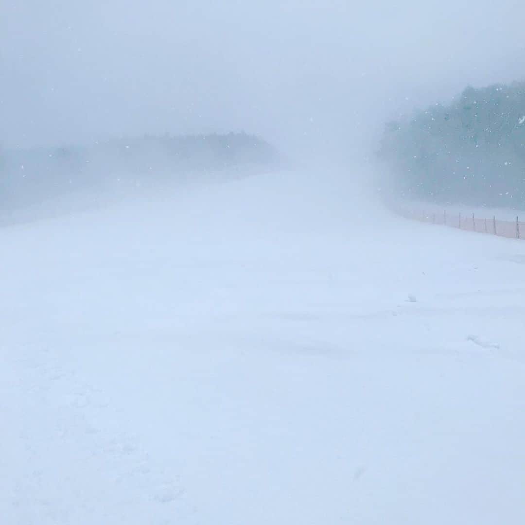 川崎亘一のインスタグラム：「No one here.」