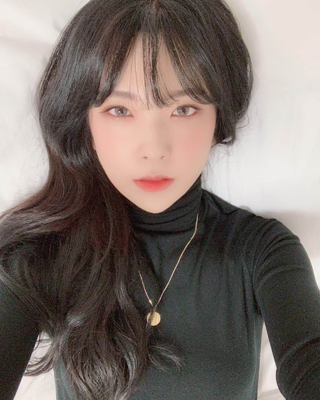 ヘミ さんのインスタグラム写真 - (ヘミ Instagram)「화장 안 한지 오조 오억년」1月8日 10時19分 - pyopyohyemi