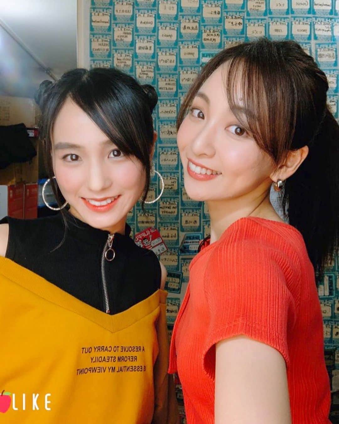 のインスタグラム：「. . . 【吉祥寺SHUFFLE】 にてライブありがとうございました！ . . 〜夢色草〜のイメージで＊水になれ🎹や 大晦日に初披露したばかりの＊kiki.rara🎸も 歌いました♪♪♪ . 自作曲やオリジナルの弾き語りをしている 対バンライブにぜひお越しください❤️ . . 次回ライブは #ビタイベ #下北沢 🤖🌱 #リクエスト の #カバー曲 弾き語りイベント！ 「Com.cafe音倉」にてお待ちしております！ . . #ビタスイ  #吉祥寺 #吉祥寺shuffle #対バン #ライブ #live #event #イベント #bittersweet #弾き語り」