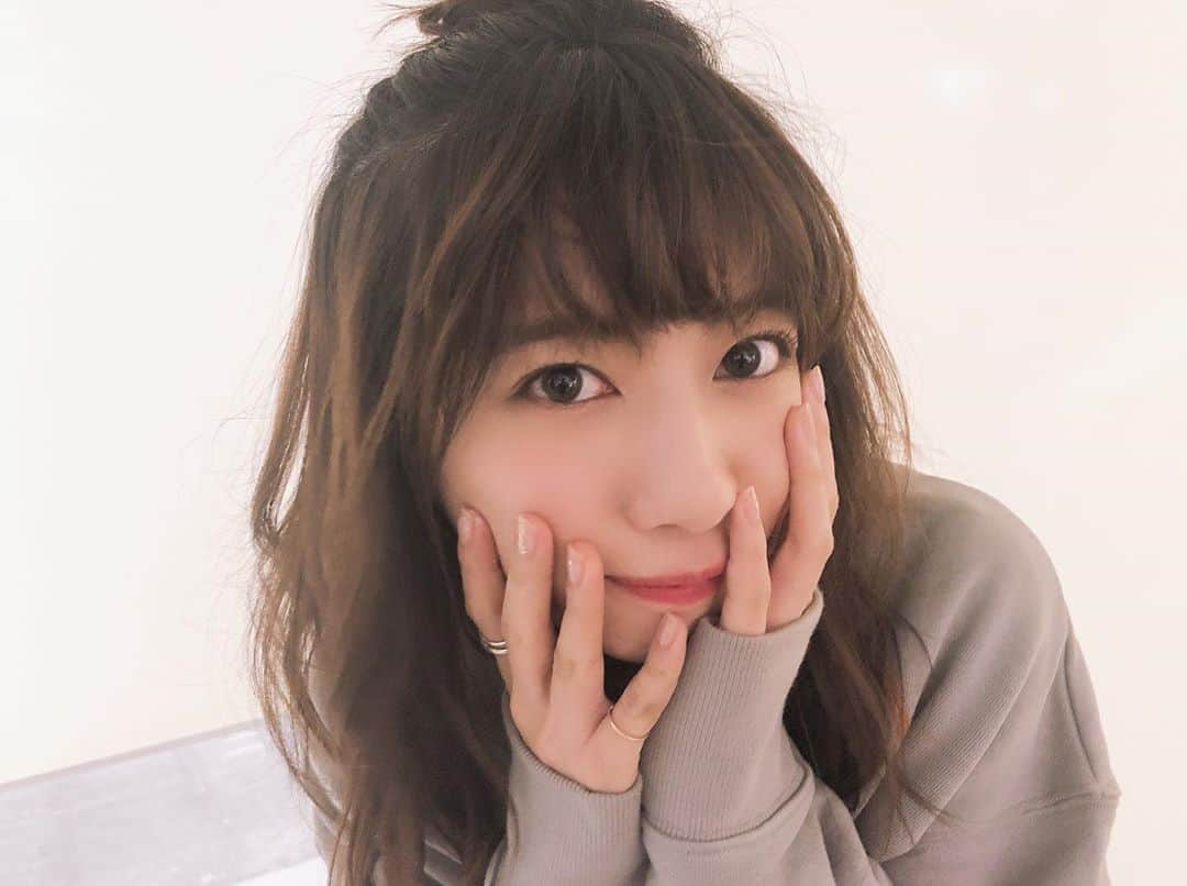 真山りかさんのインスタグラム写真 - (真山りかInstagram)「.﻿ ﻿ ♡﻿ ﻿ #まやまにあ﻿ ﻿ .」1月8日 23時32分 - ma_yama_official