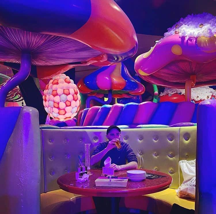 KAWAII MONSTER CAFEさんのインスタグラム写真 - (KAWAII MONSTER CAFEInstagram)「You can enjoy not only colorful food🌈but also alcohol🍻 at Kawaii Monster Cafe🤔🤔🤔 REpost from @l_bushby 💓Thank you for coming 💙❤️💚🧡💜💛 #kawaiimonstercafe #monstercafe #カワイイモンスターカフェ  #destination #tokyo #harajuku #shinuya #art #artrestaurant #colorful #color #pink #cafe #travel #trip #traveljapan #triptojapan #japan #colorfulfood #rainbow #rainbowcake #rainbowpasta #strawberry #pancakes #takeshitastreet #harajukustreet #harajukugirl #tokyotravel #onlyinjapan」1月8日 23時33分 - kawaiimonstercafe