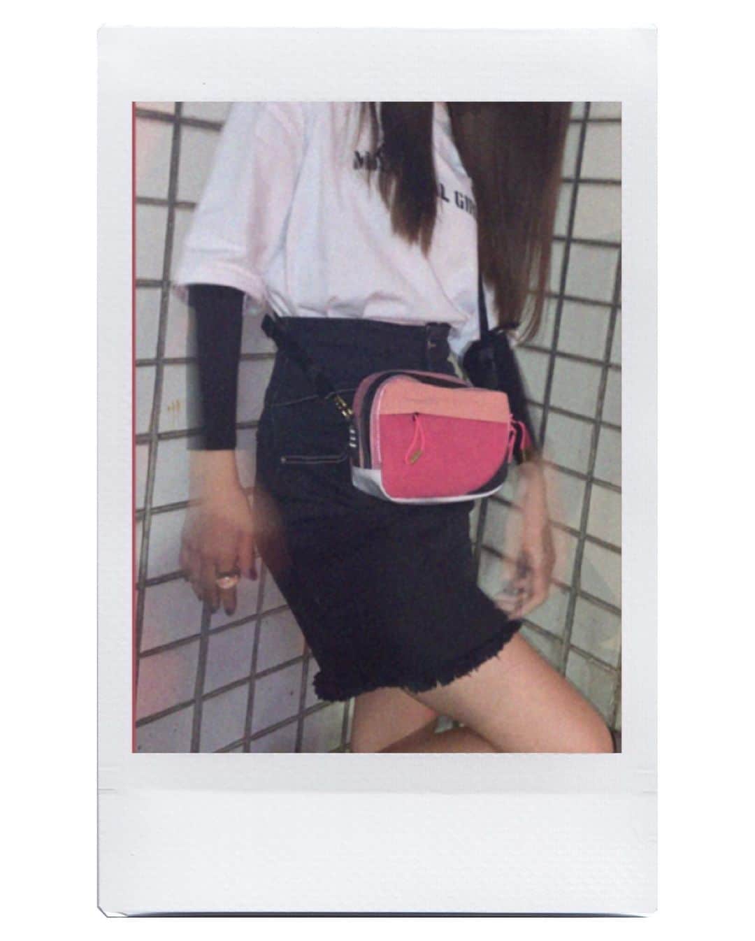阿部マリアさんのインスタグラム写真 - (阿部マリアInstagram)「My favorite purse 💖🖤🤍」1月8日 22時07分 - _abedesu