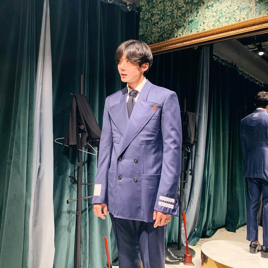 カン・ヘヨンさんのインスタグラム写真 - (カン・ヘヨンInstagram)「올~~~~~~♥️♥️♥️♥️♥️너무 기대된다 우리 #결혼식 👑🎩💍 (...오빠 보다가 웃음 안터지면 다행)」1月8日 22時14分 - mangdoo_noona