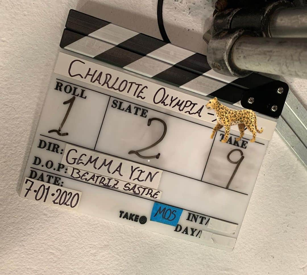 シャーロットオリンピアさんのインスタグラム写真 - (シャーロットオリンピアInstagram)「On set for something special 🐆🐆🐆」1月8日 22時36分 - charlotteolympia