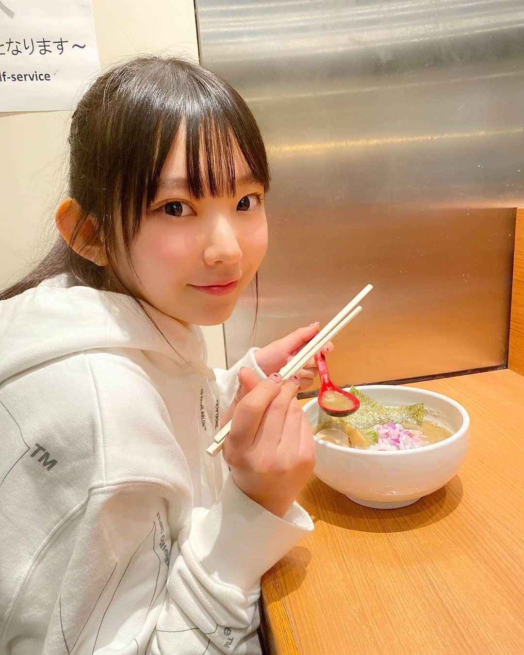 長澤茉里奈のグルメインスタ