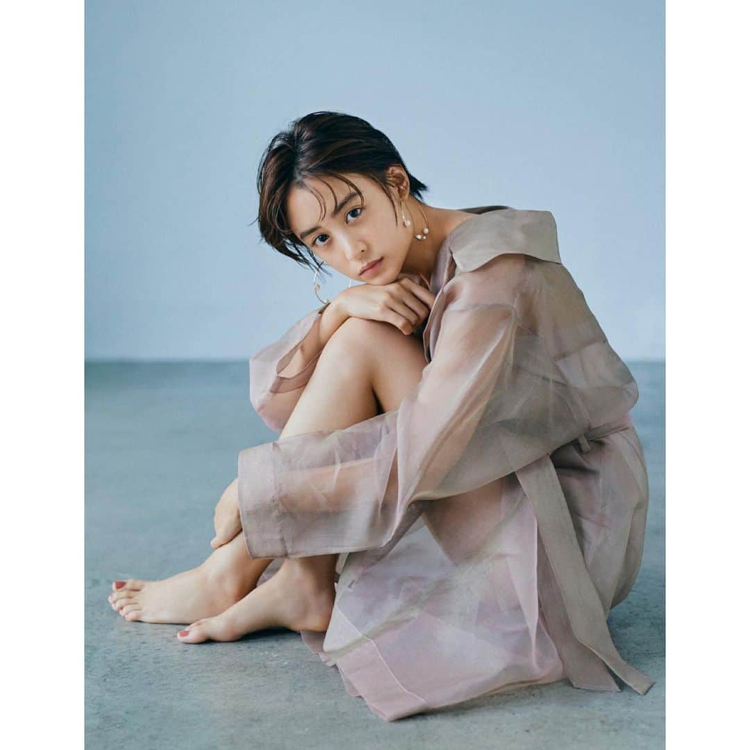 佐川理佳のインスタグラム：「@mizuki_yamamoto_official 🌸 photo  by @sampeism」