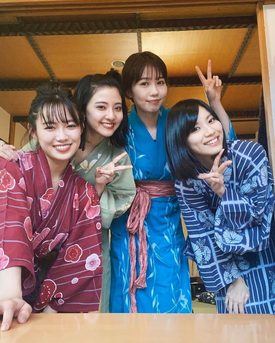 小林玲さんのインスタグラム写真 - (小林玲Instagram)「.﻿ ﻿ ﻿ 笑い過ぎた幸せな旅👏🗻 ﻿ ﻿ #ピチレモン　﻿ #SNRS﻿ #女子旅﻿ #浴衣﻿」1月8日 14時59分 - rei.kobayashi