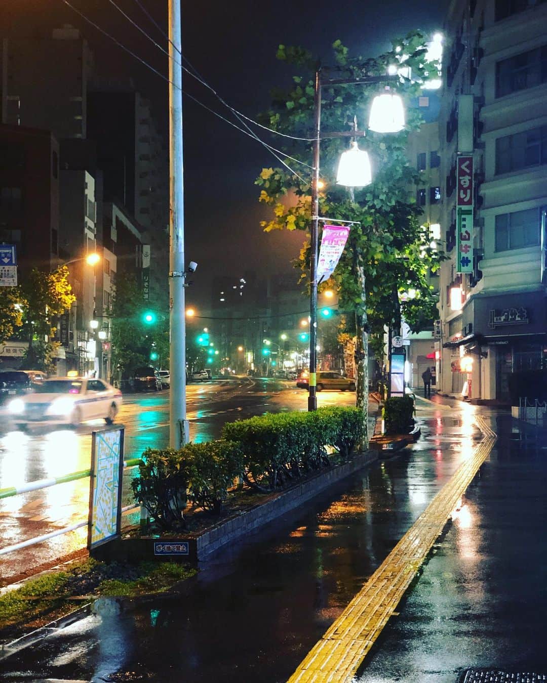 鳳真由さんのインスタグラム写真 - (鳳真由Instagram)「なんかノスタルジックな雨の東京の下町」1月8日 15時00分 - ootorispecialpanic