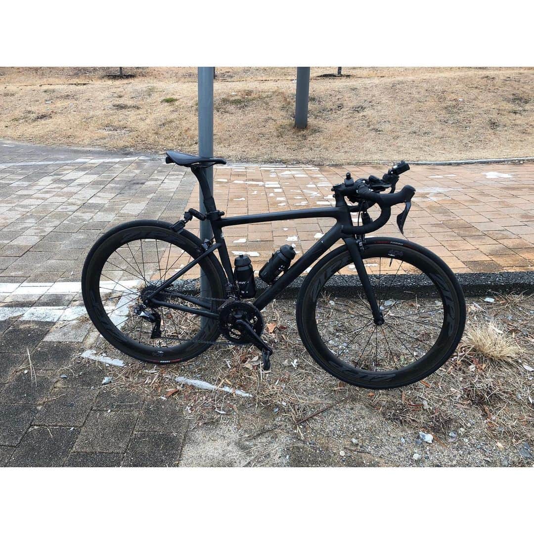 チン・テヒョンさんのインスタグラム写真 - (チン・テヒョンInstagram)「촬영중 이름없는 자전거 좋은데?  #맘에듬」1月8日 15時41分 - taihyun_zin