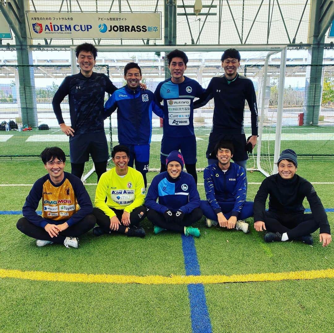 柿木亮介のインスタグラム：「自主トレ💪💪💪 #元藤枝多め#久々#みんなでサッカー#しっかり調整してます。」