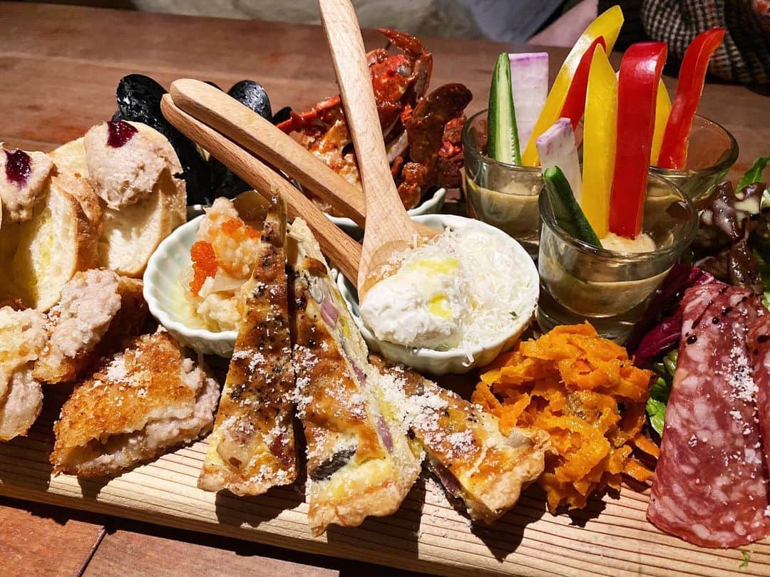 本谷紗己のグルメインスタ